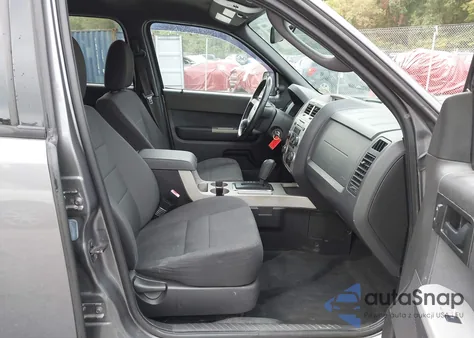 2011 Ford Escape Xlt from USA, damaged, VIN 1FMCU0D79BKB58462